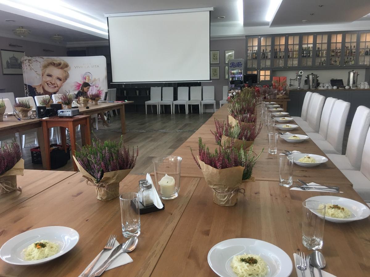 Hotel Europejski Ниса Екстериор снимка