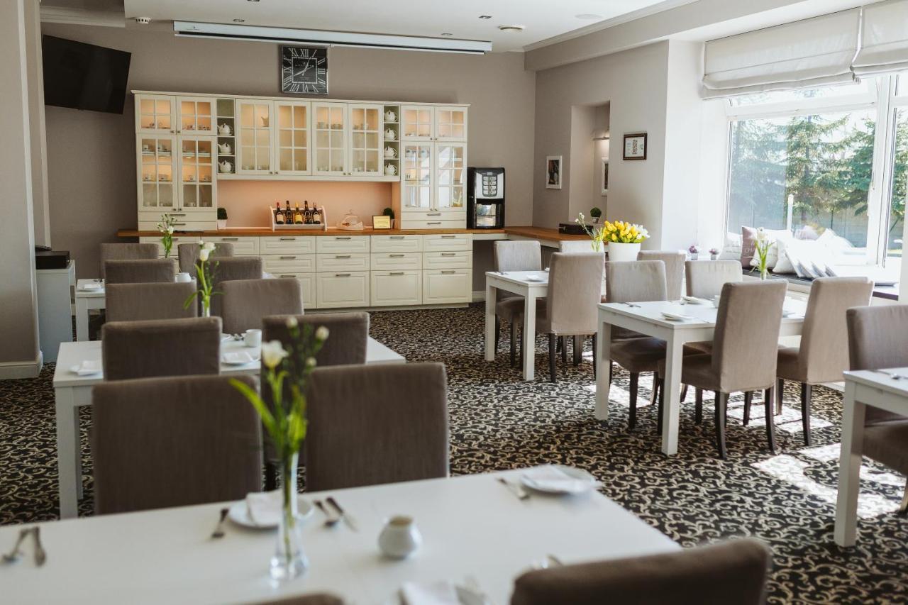 Hotel Europejski Ниса Екстериор снимка